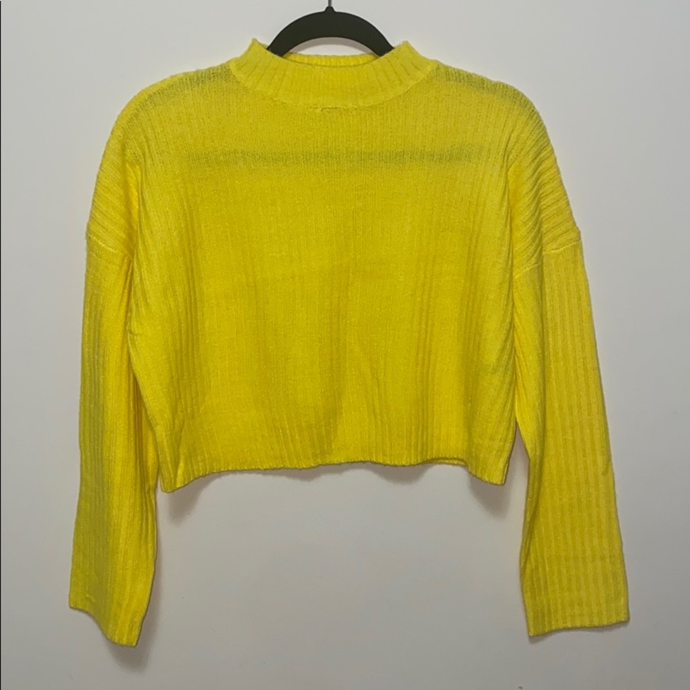Long Sleeve Crop Top